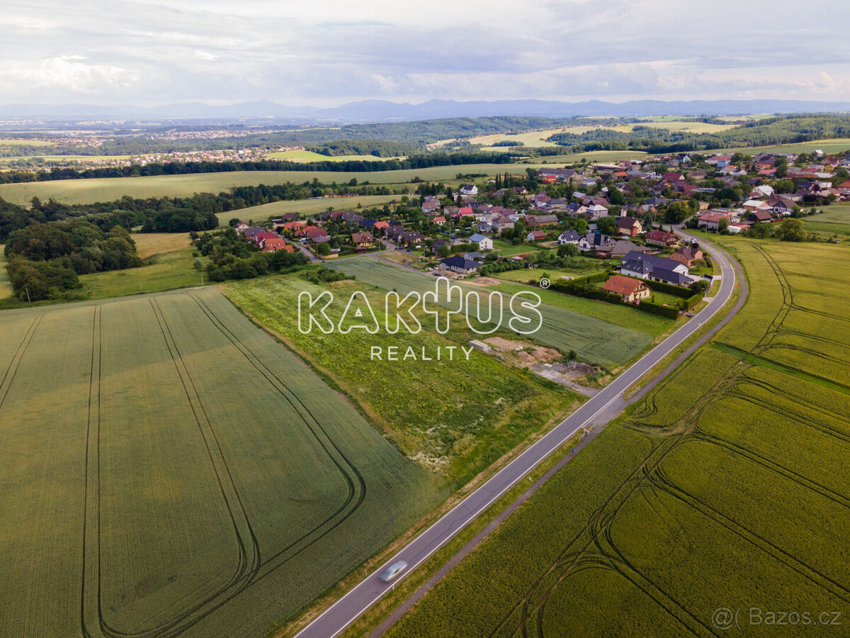 Prodej stavebního pozemku 3.828 m2, Horní Lhota u Ostravy