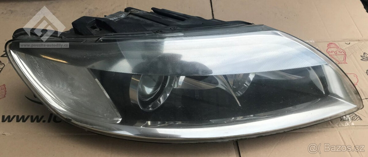 Přední světlomet Xenon vpravo 4L0941004A Audi Q7 4L