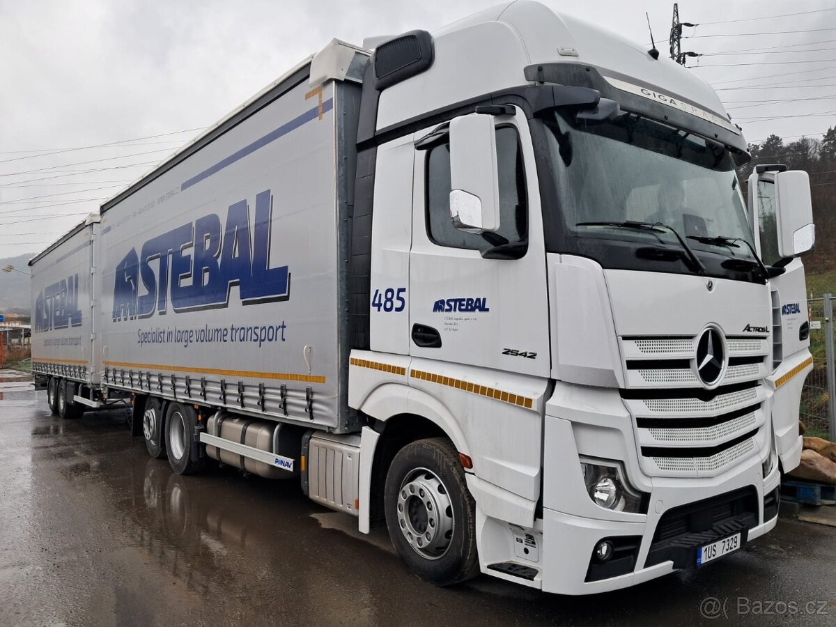 JUMBO, průjezdná 120cbm Mercedes-Benz Actros 5-2542 NOVÝ VŮZ