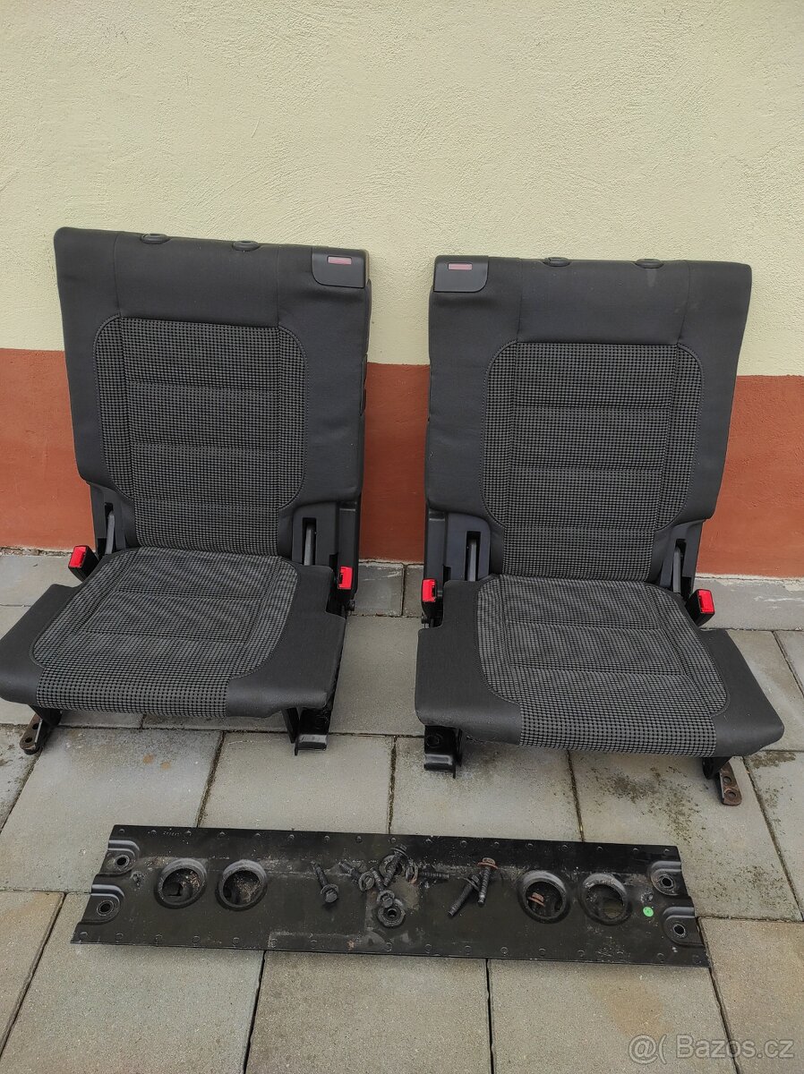 Zadní 6 a 7 sedačka Volkswagen Touran