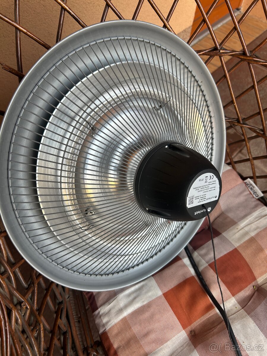 Prodám stropní topidlo 1500w