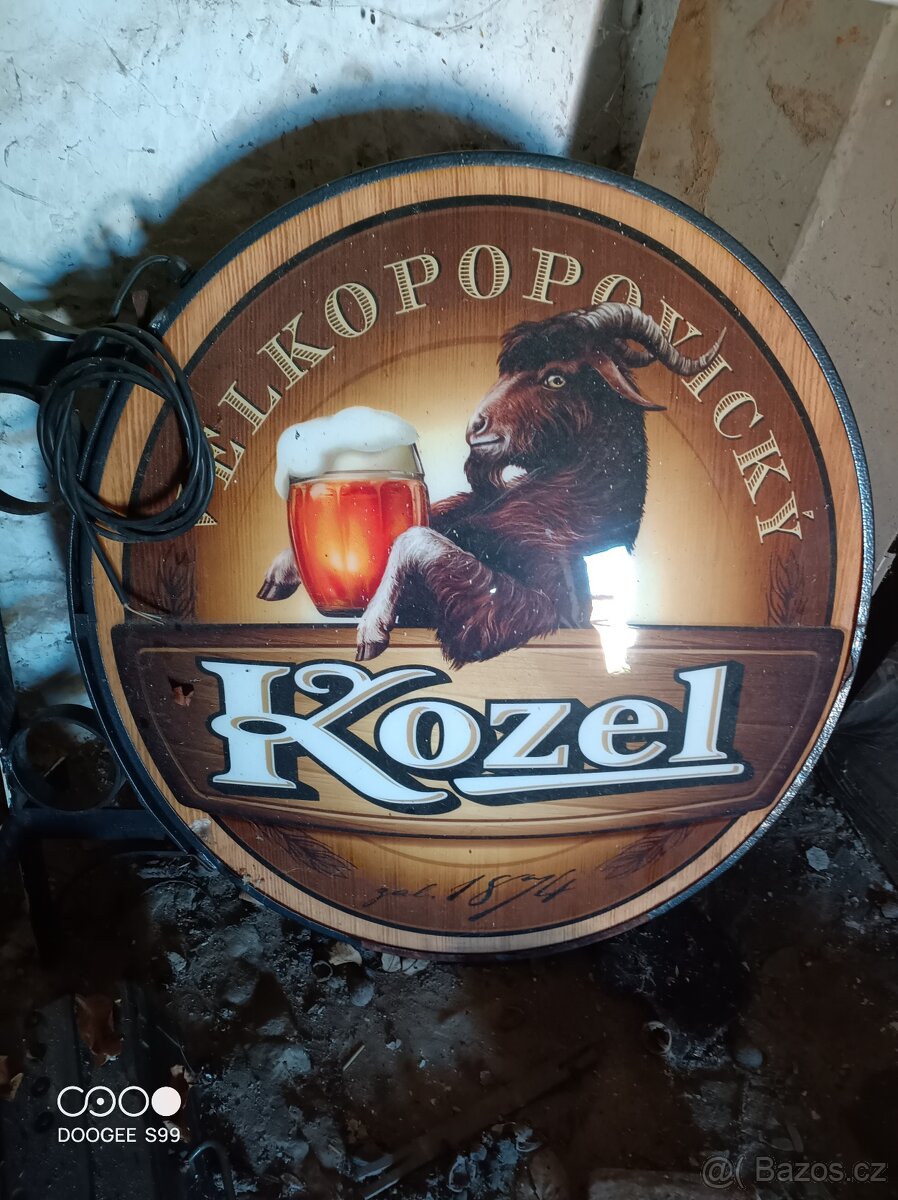 Velkopopovický kozel světelná reklama