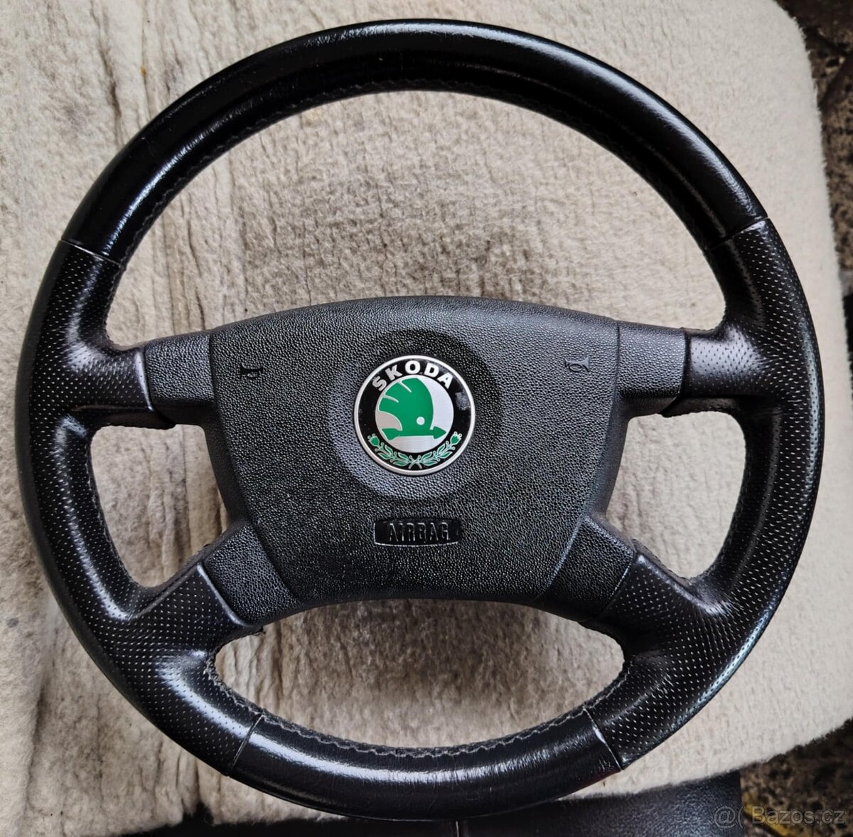 prodám kožený volant do Škody Fabie 1