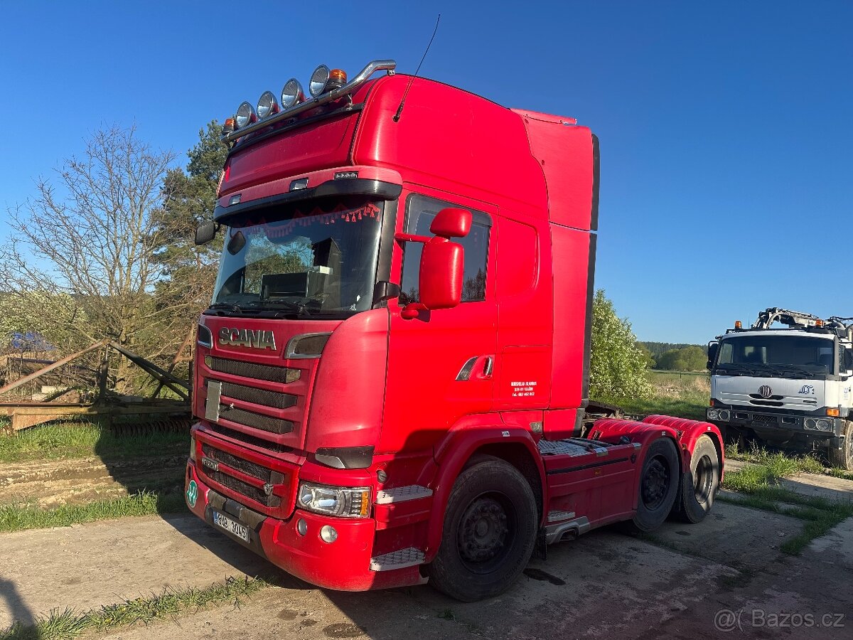 Scania R520, V8