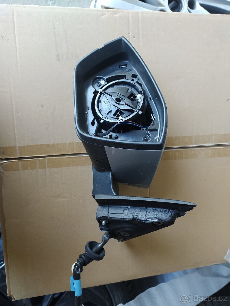 LP zrcátko na Octavia 4 5E3857521 a kryt 5E4857507 GRU