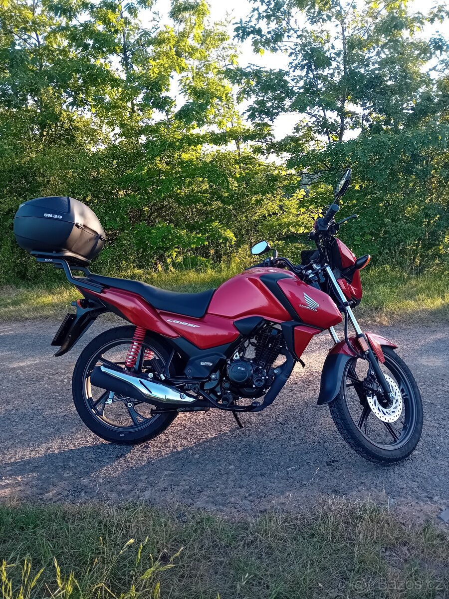 Honda CB125F