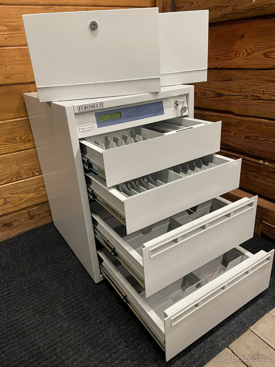 Časový trezor - 4 zásuvky