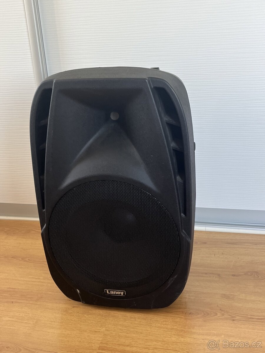 LANEY AH115