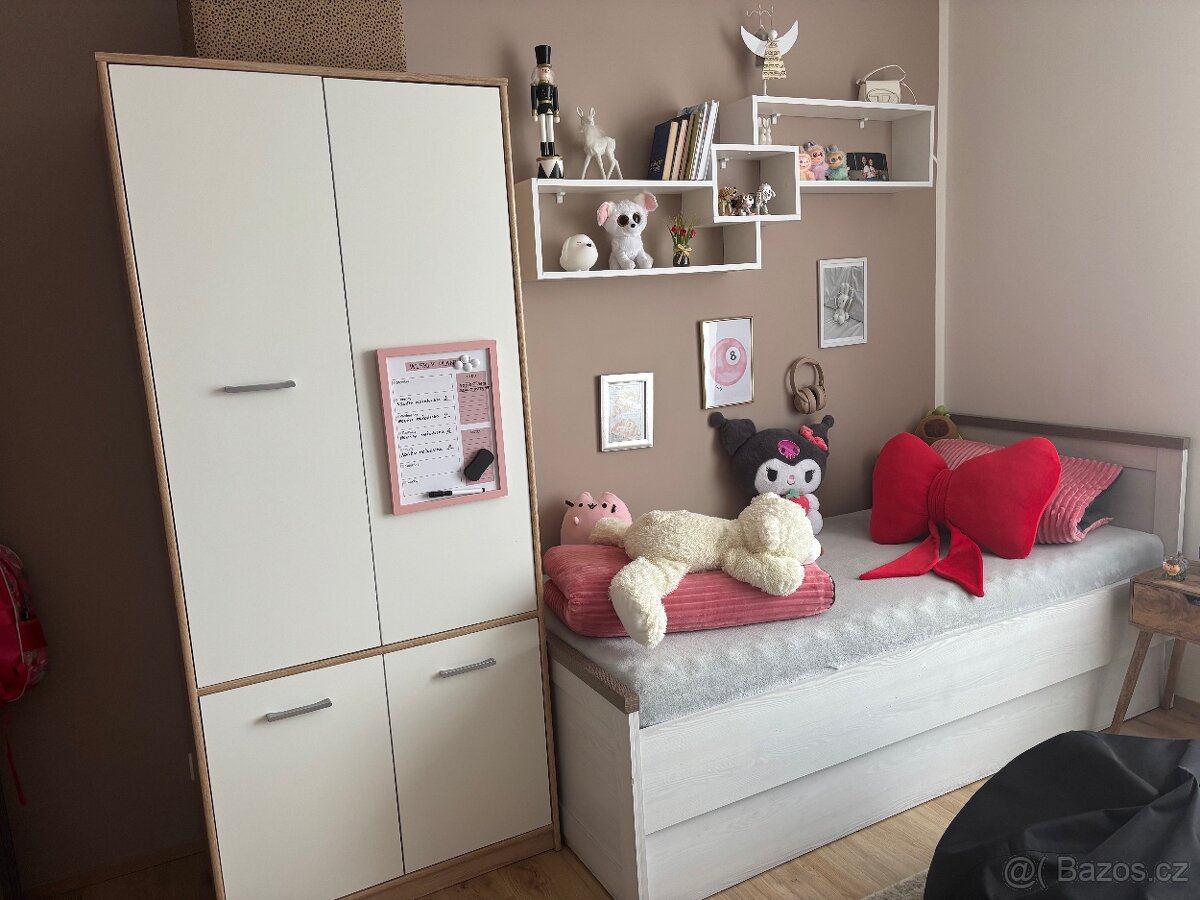 Prodám nábytek do dětského pokoje – kompletní sestava