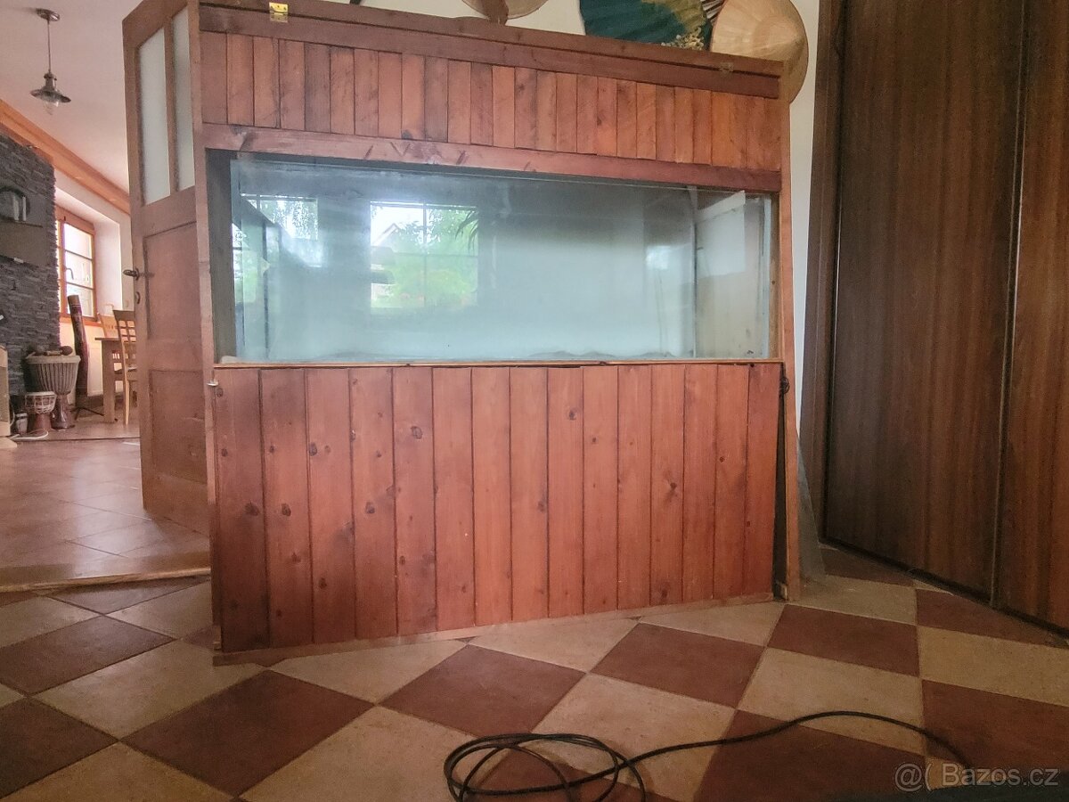 Akvárium 240 l