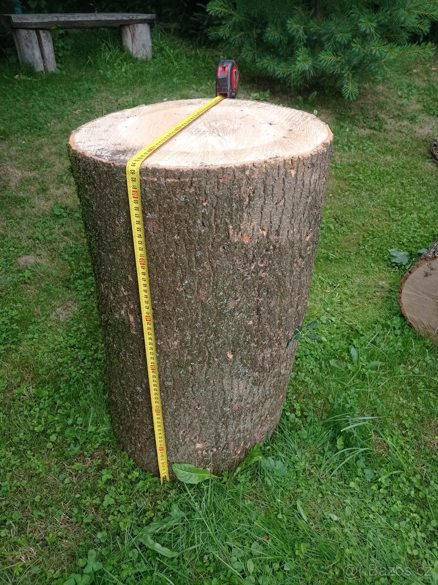 Štípací špalek jasanový