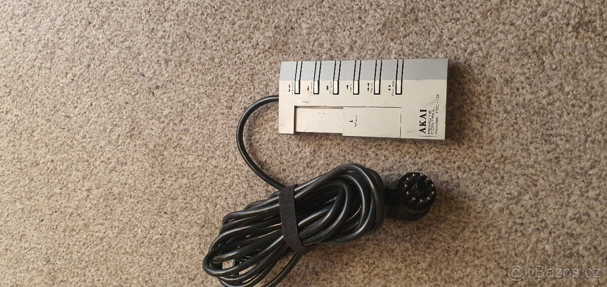 AKAI RC19