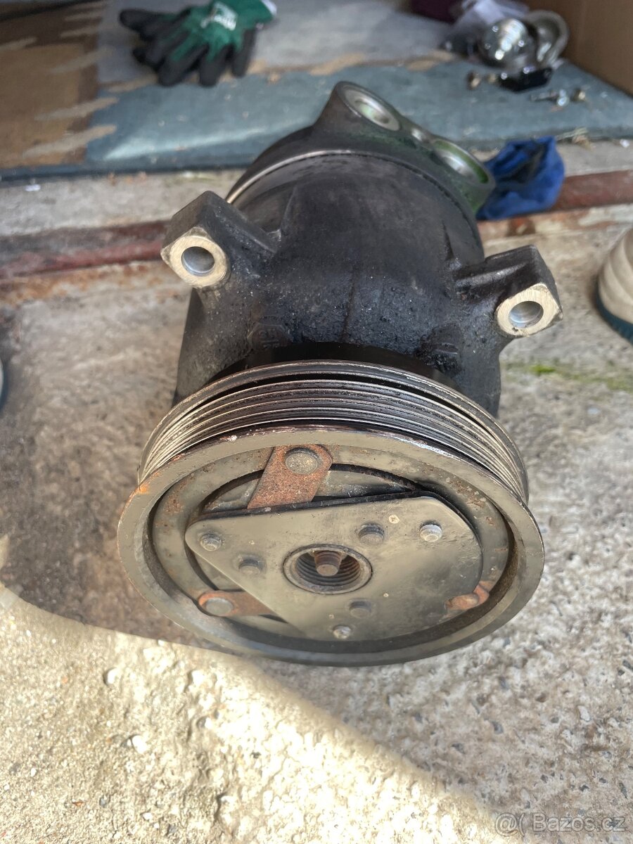 Kompresor klimatizace Tigra