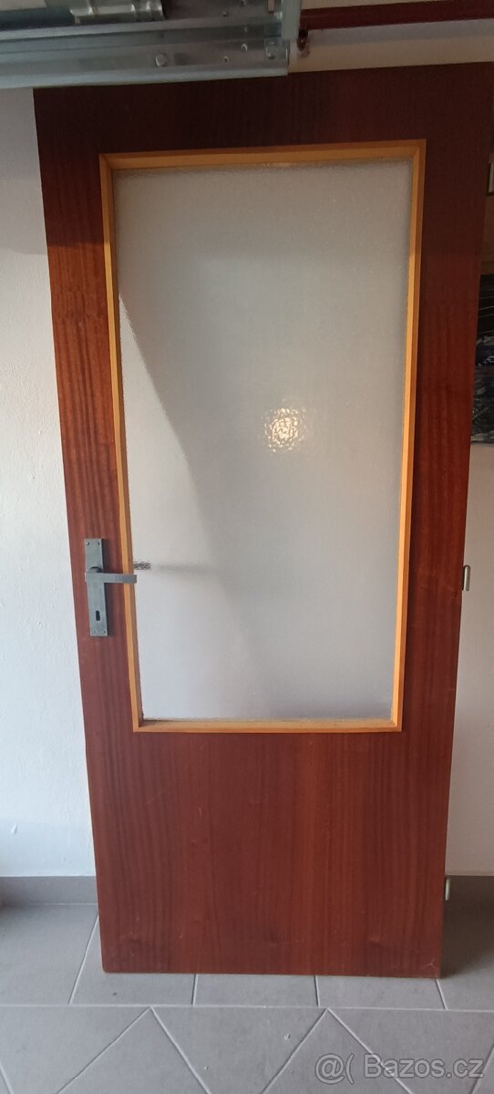 Kvalitní staré interiérové dveře