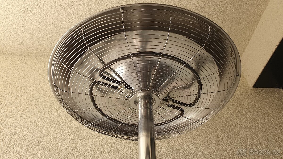 Zahradní sálavé topidlo