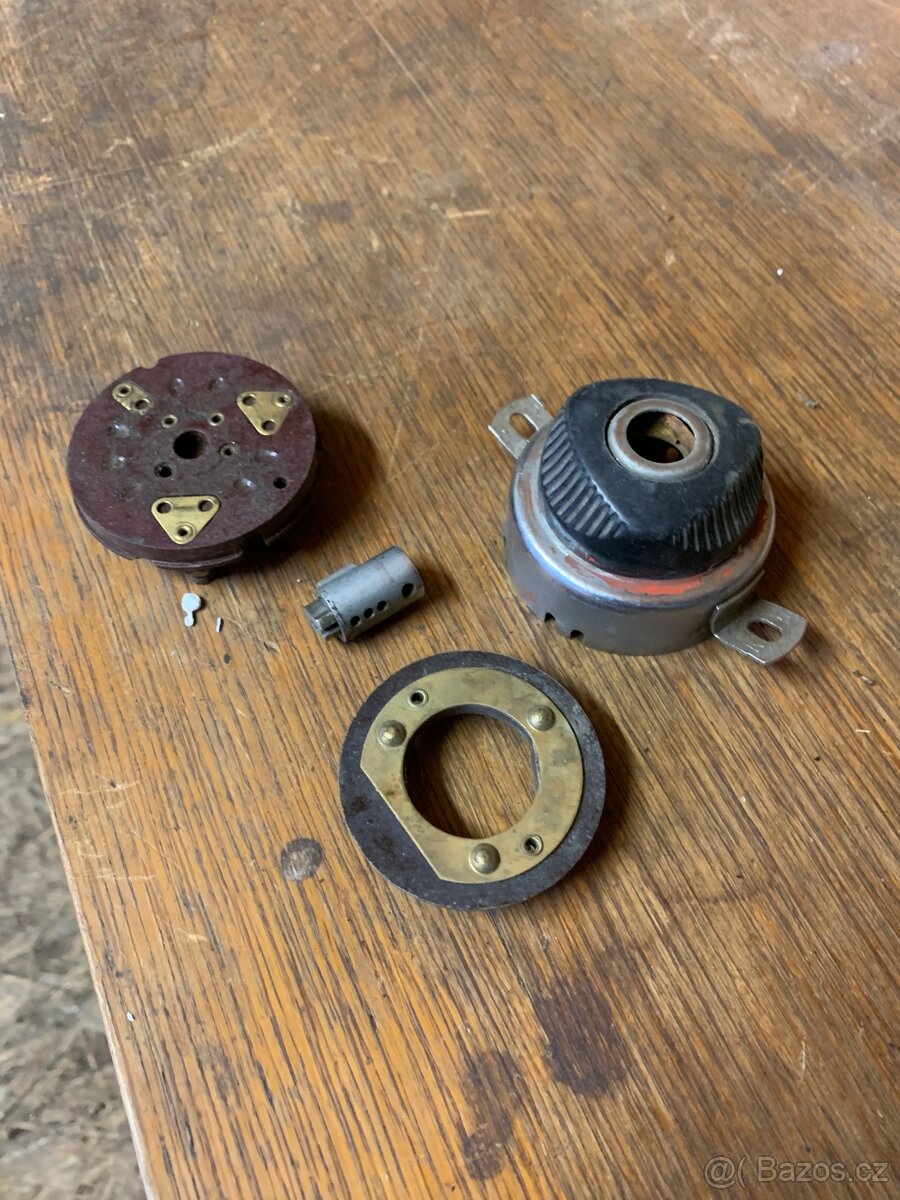 Spínací skříňka Jawa/čz