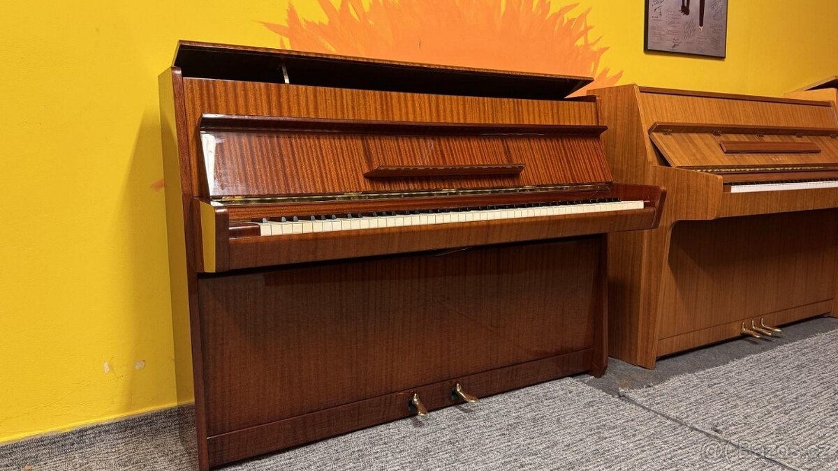 Pianino - klavír Petrof