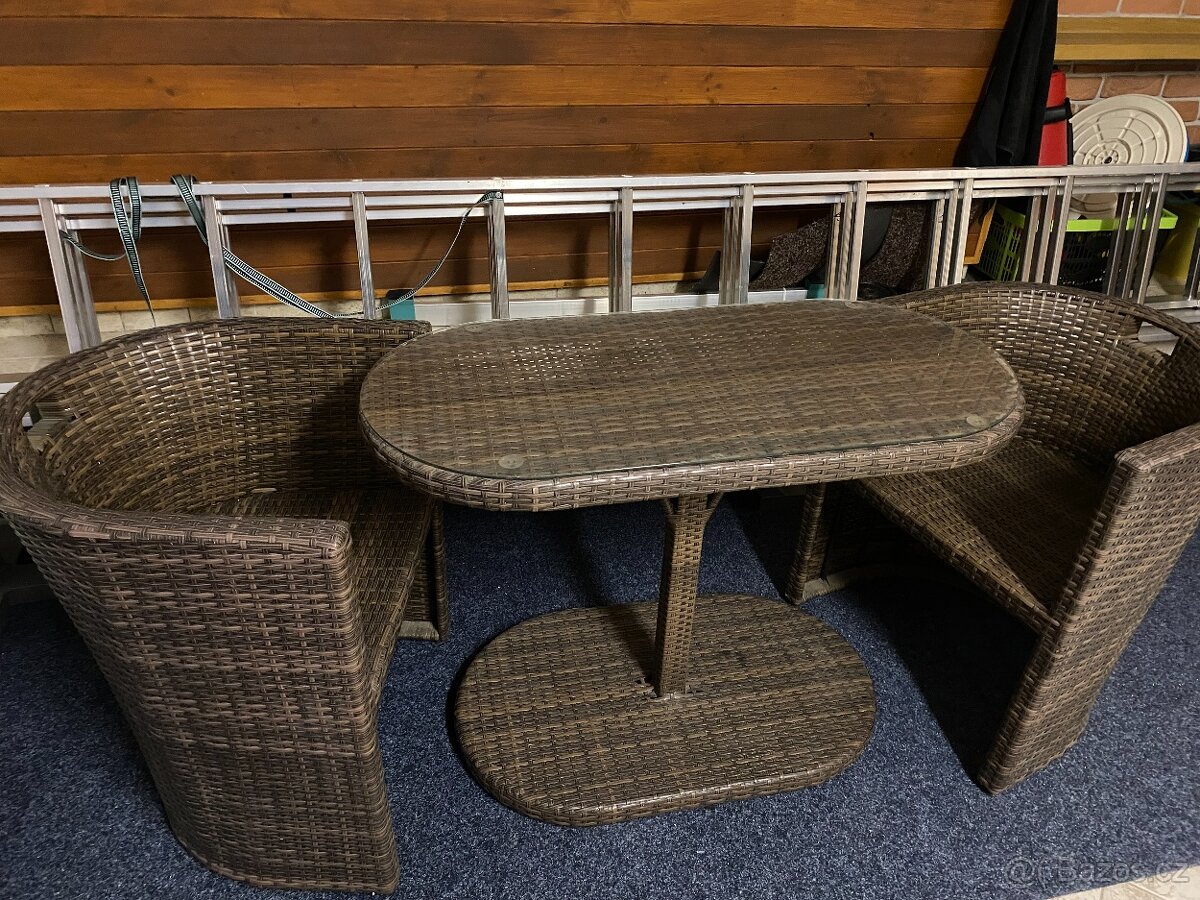 Prodám ratanový set