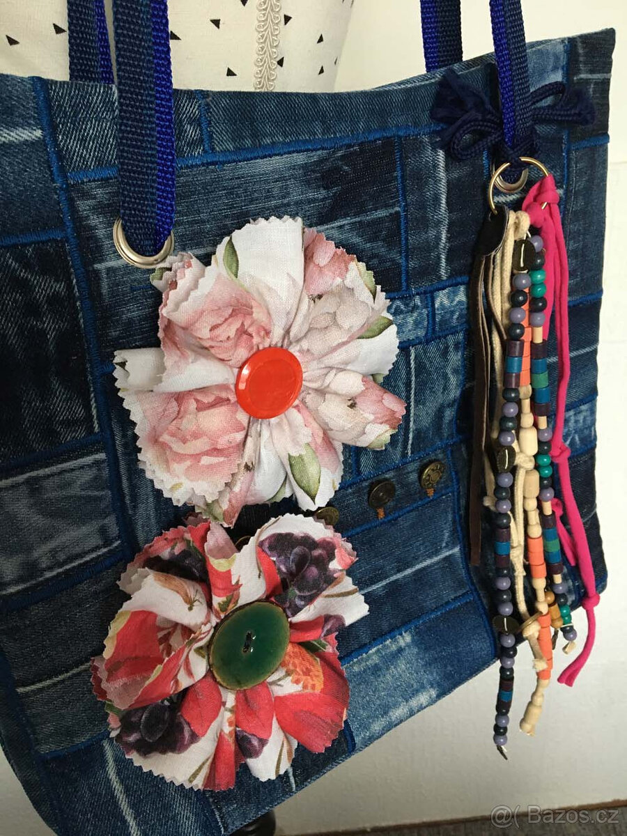 OBR květy - jeans - přívěsek