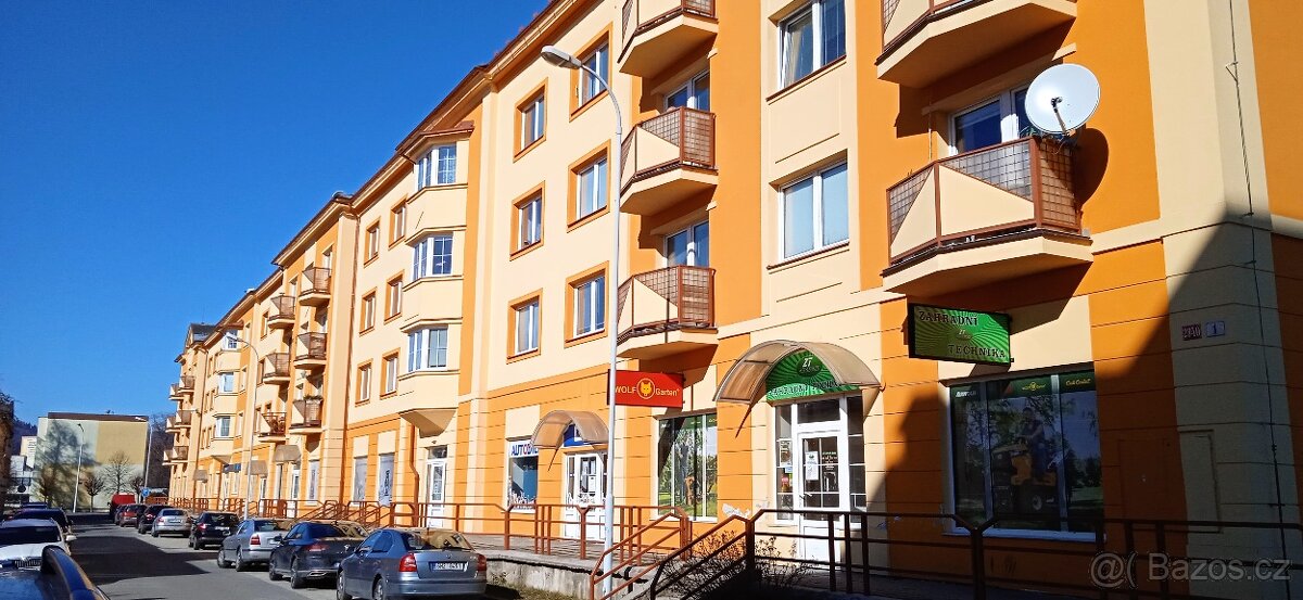 Pronájem 2+1 s balkonem -54 m2-Šumperk-Žižkova 1