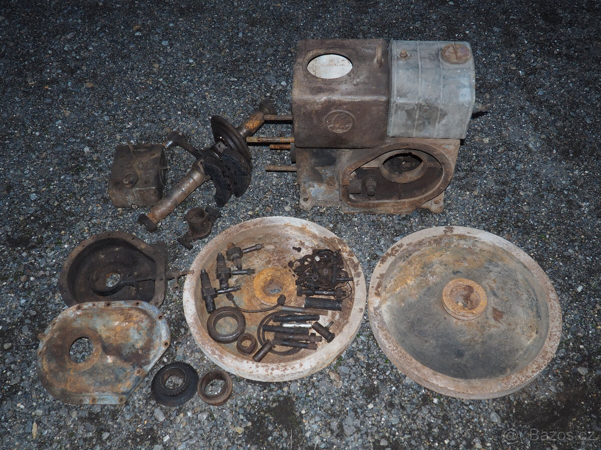 Prodám stabilní motor Škoda Plzeň ze 30. let.