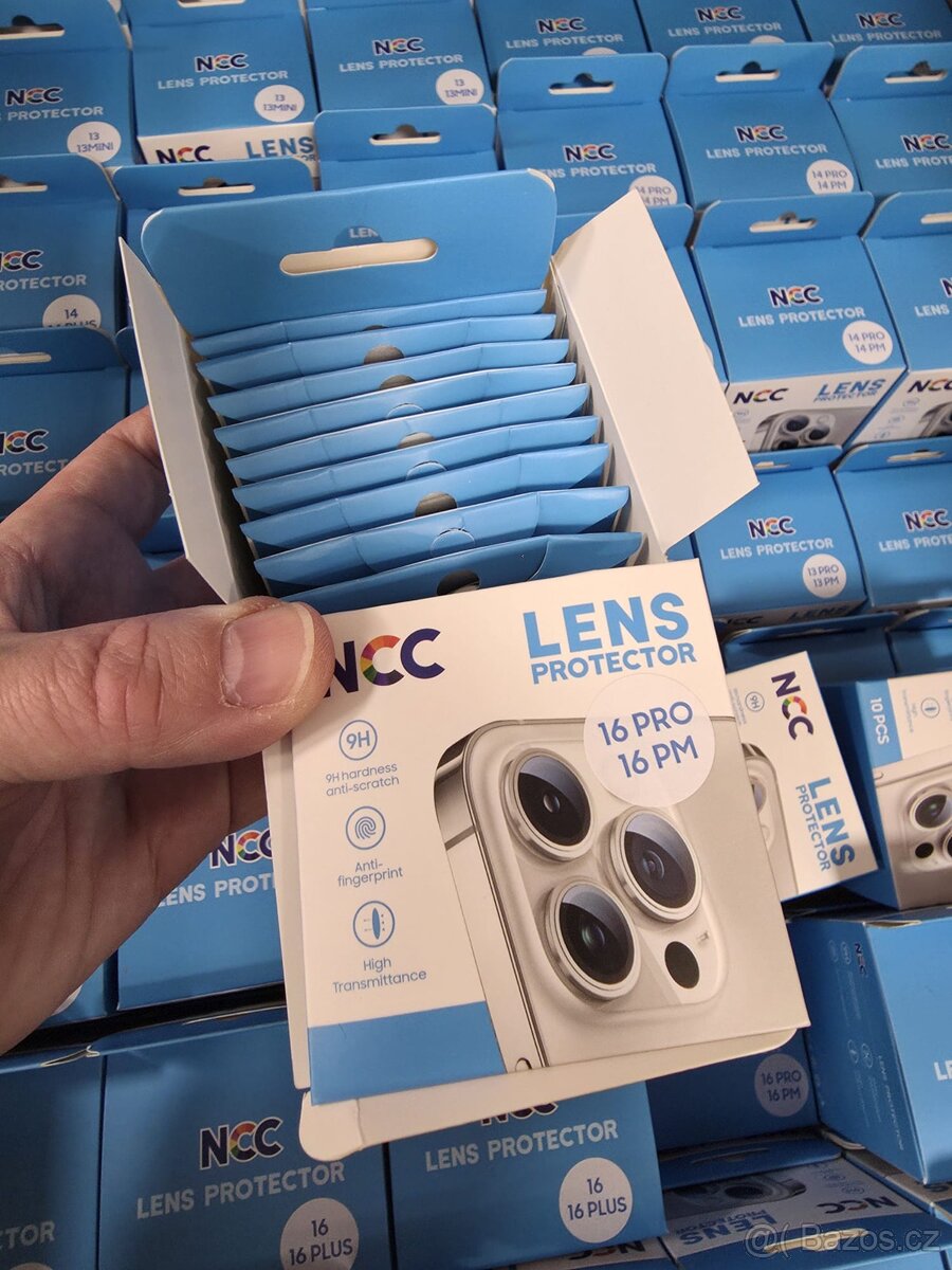 Ochranná skla na iPhone