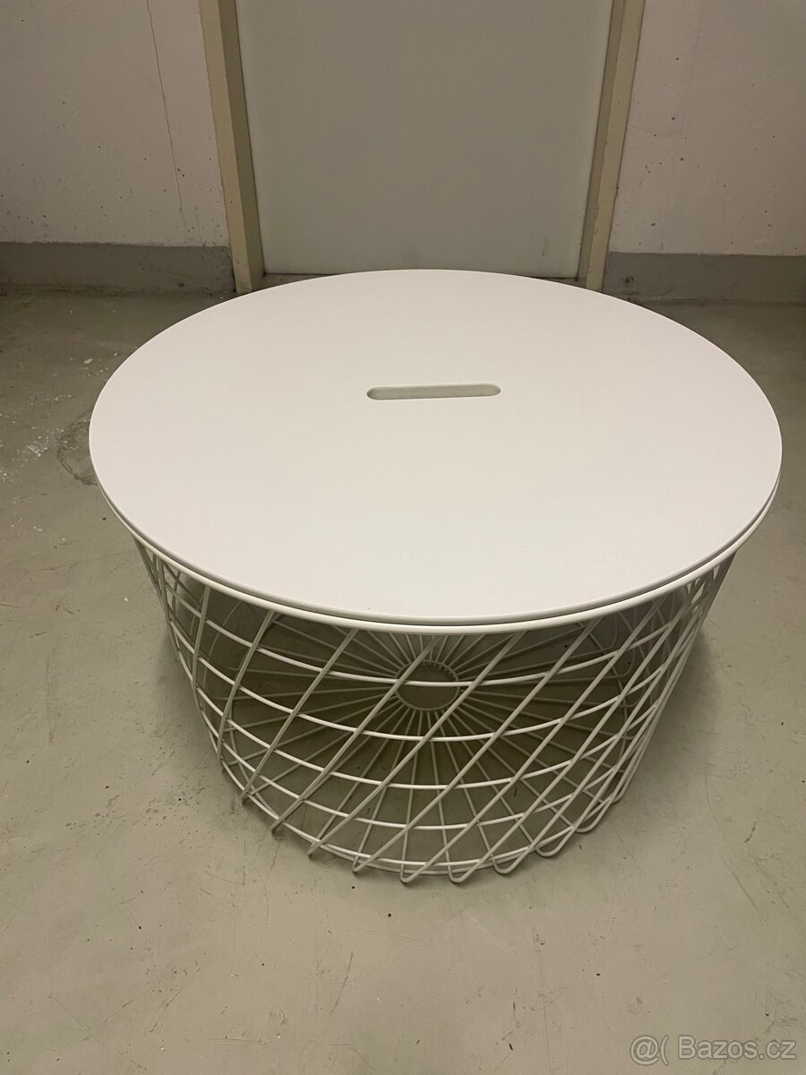 Stolek Ikea Kvistbro