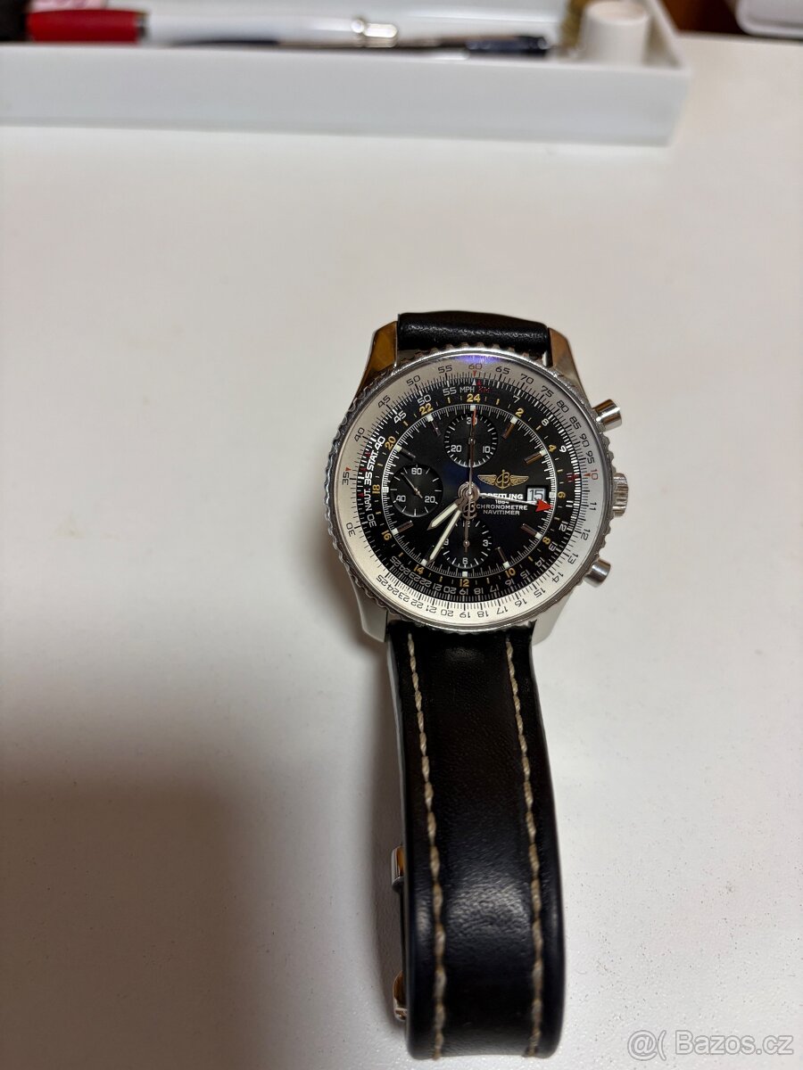 Breitling Navitimer World