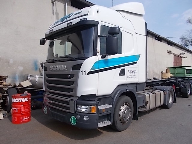 Tahač Scania R450