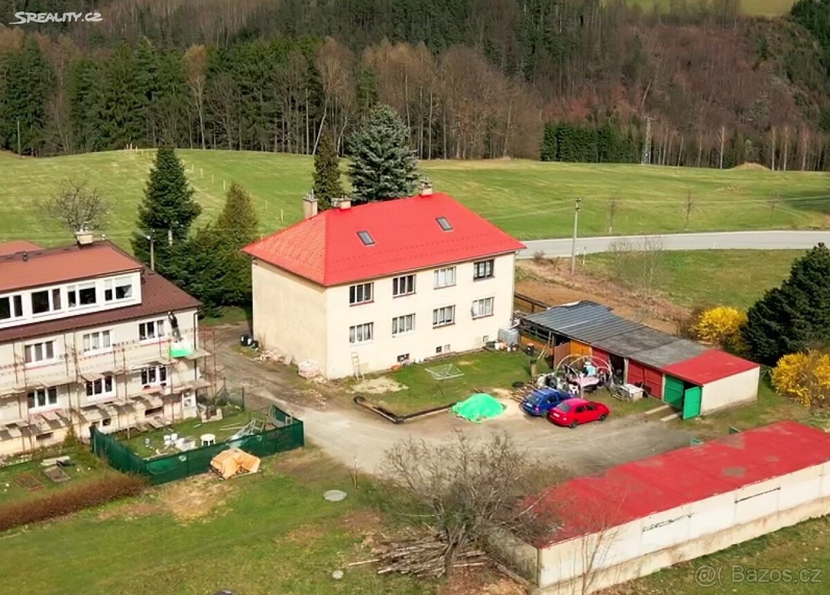 Prodej domu 310 m², pozemek 695 m² Malá Skála - Sněhov.