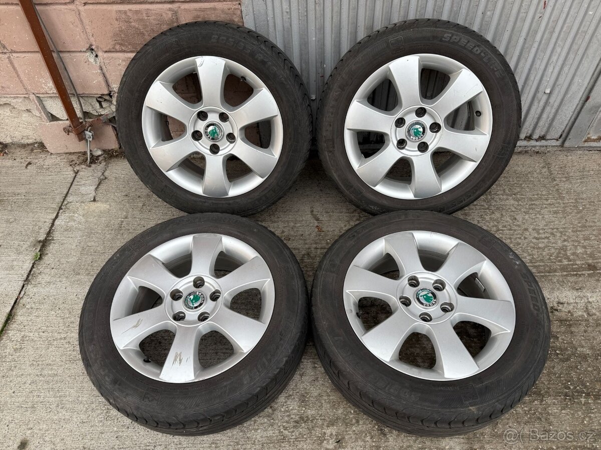 16" SKODA 5x112 elektrony s letnymi pneu 205/55 R16