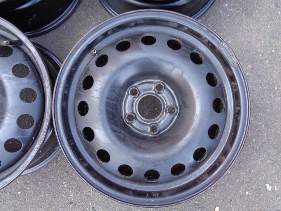 Plechové disky 16",rozteč 5x108,ET 42,šíře 7J, střed 60,1