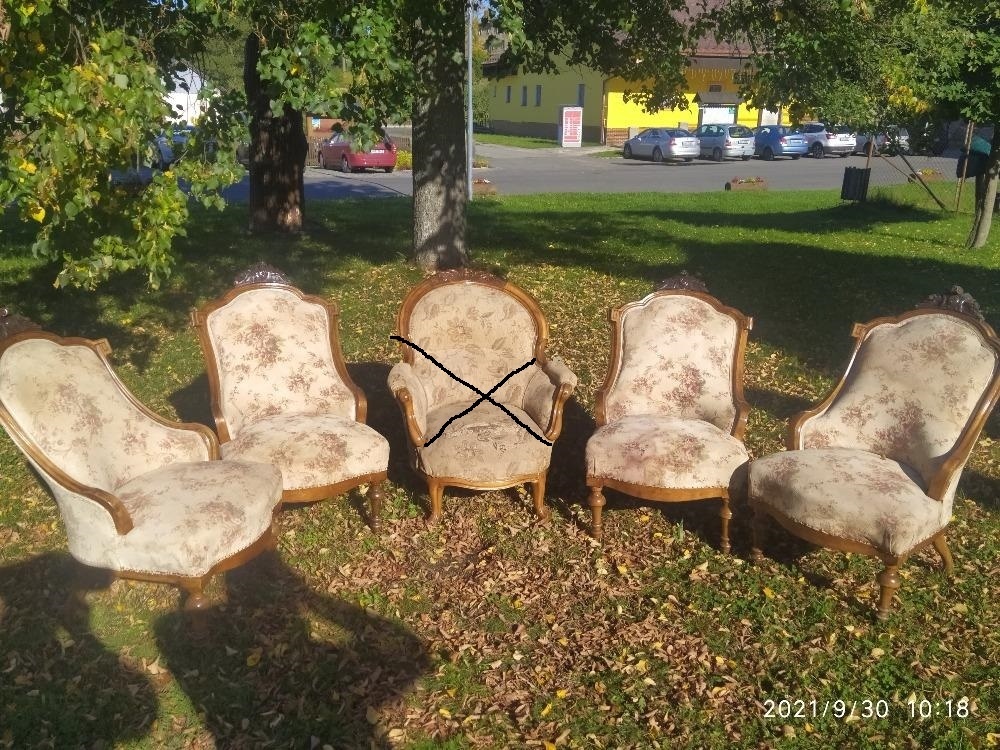 Starožitné křesla 4 nebo 2 kusy.