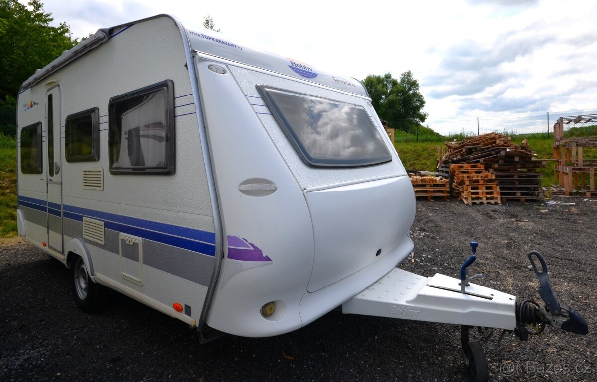 Karavan Hobby De Luxe 450 UB
