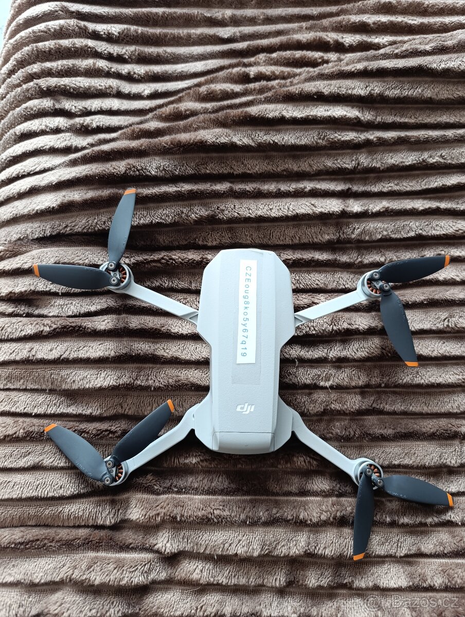 Dron dji mini 2se