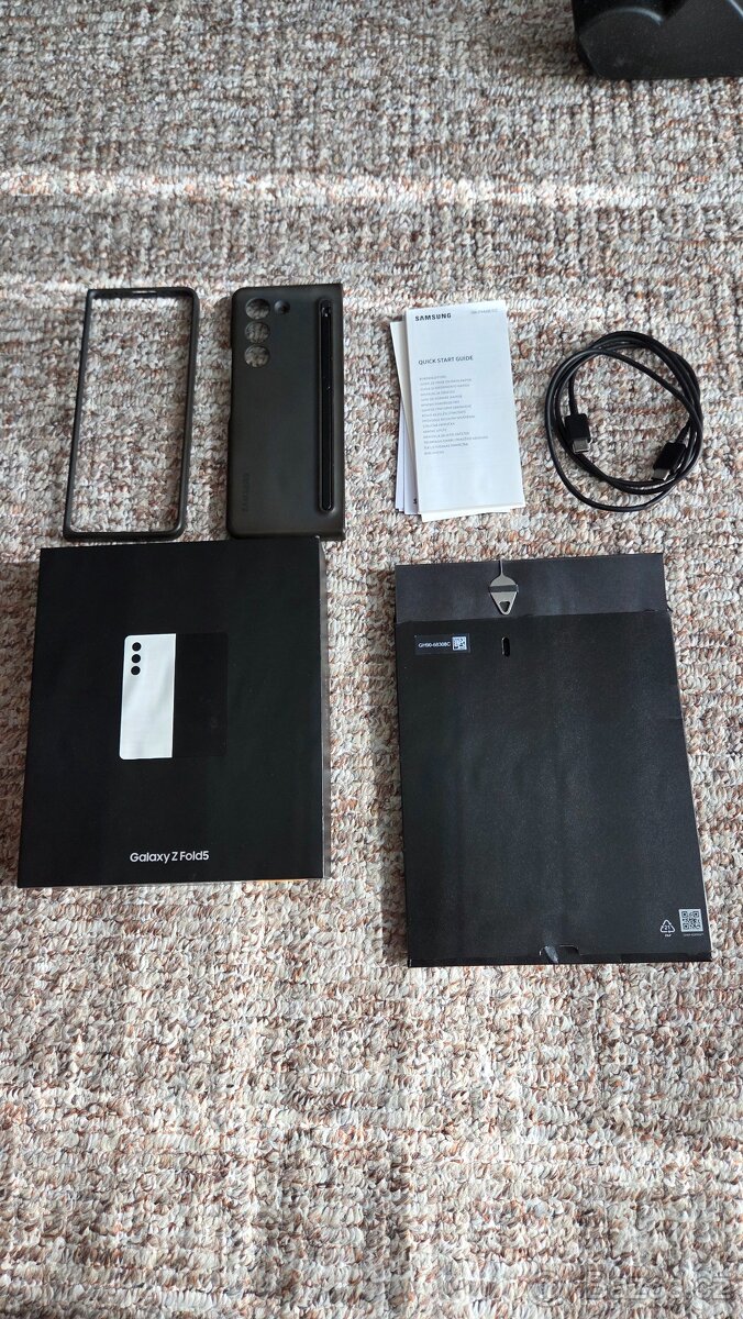 Příslušenství na Samsung Z Fold 5