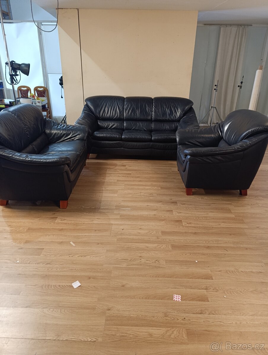 Prodám koženou sedací soupravu