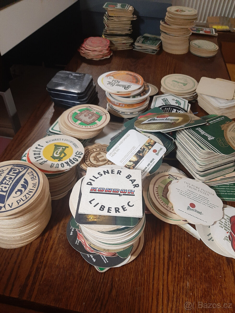 Pivní sklo sklenice půllitry tretinky cedule lahve tacky 15