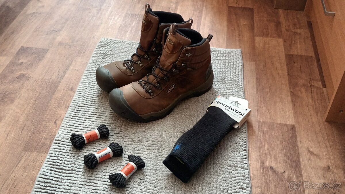 PRODAM OUTDOOROVY SET