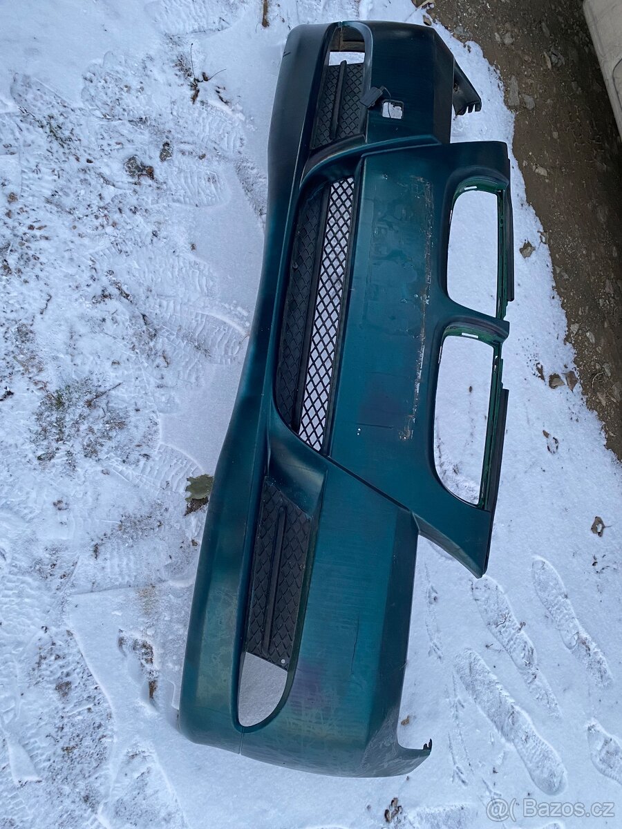 Prodam přední nárazník na BMW e90.91.