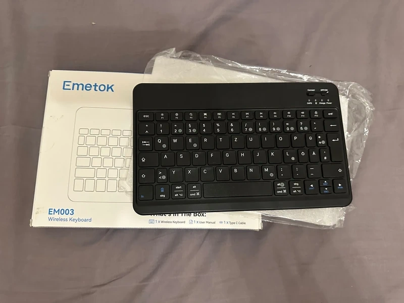 Bezdrátová klávesnice Emetok EM003 – jako nová
