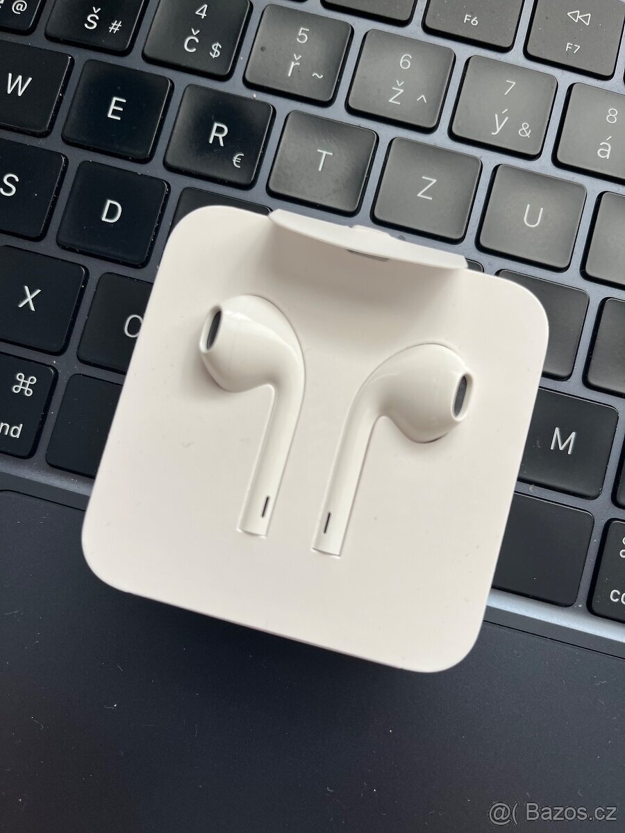 originál Apple EarPods lightning NOVÉ