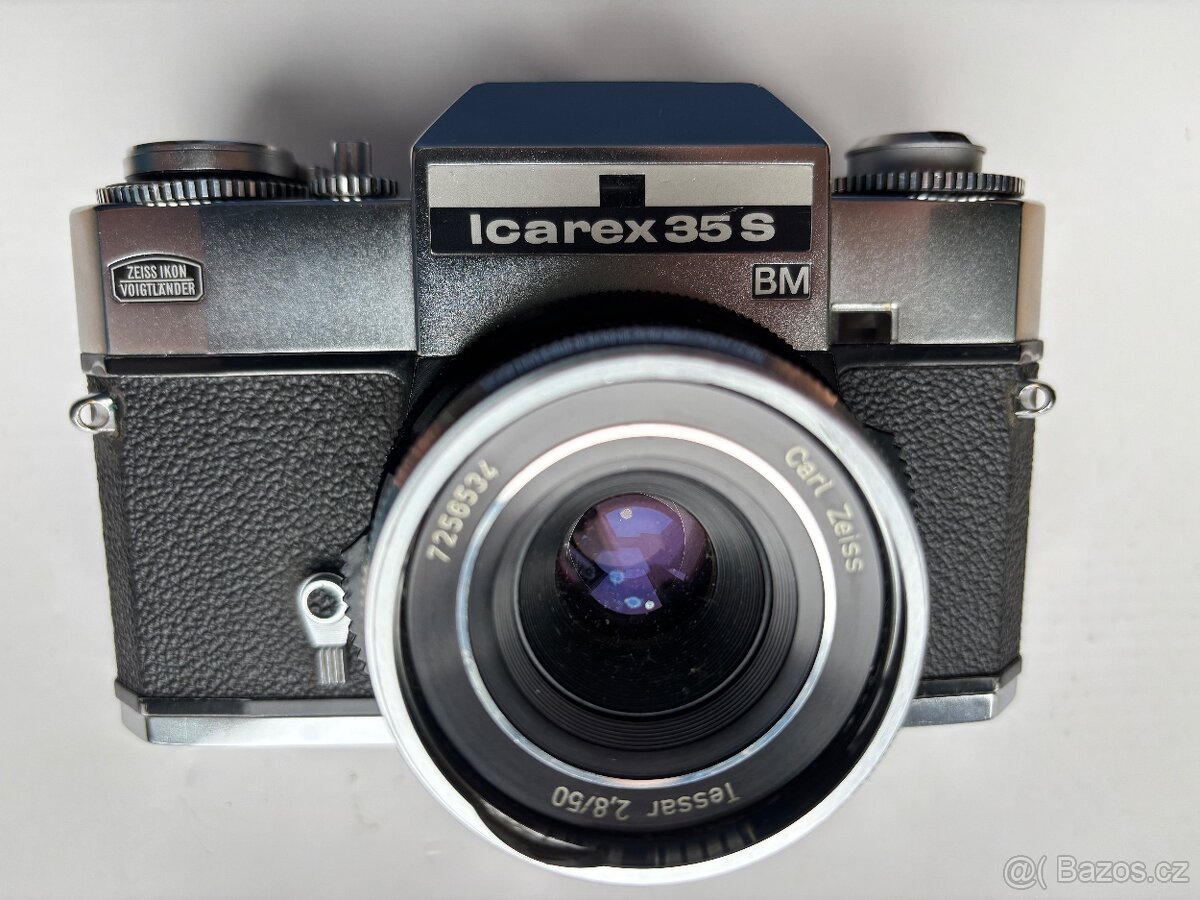 Icarex 35 S ( BM) s objektivem Carl Zeiss Tessar 2,8/50