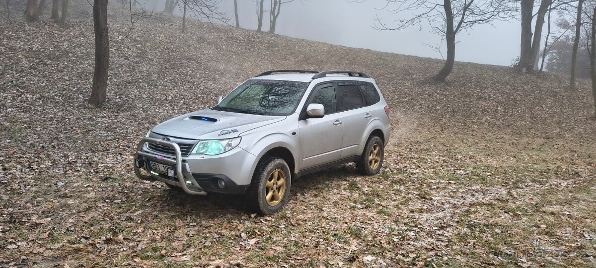 Subaru Forester SH 2.5t 169kw benzin