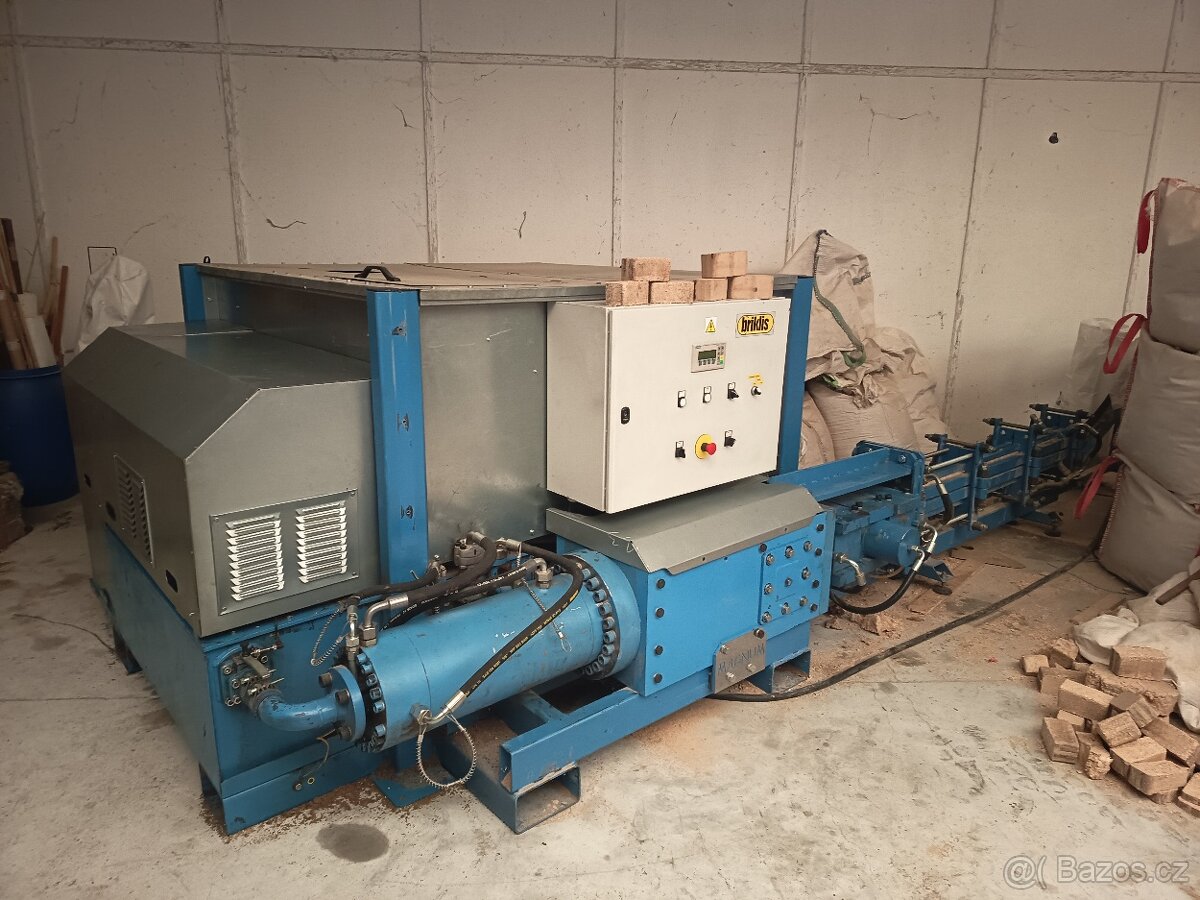 Briketovací lis