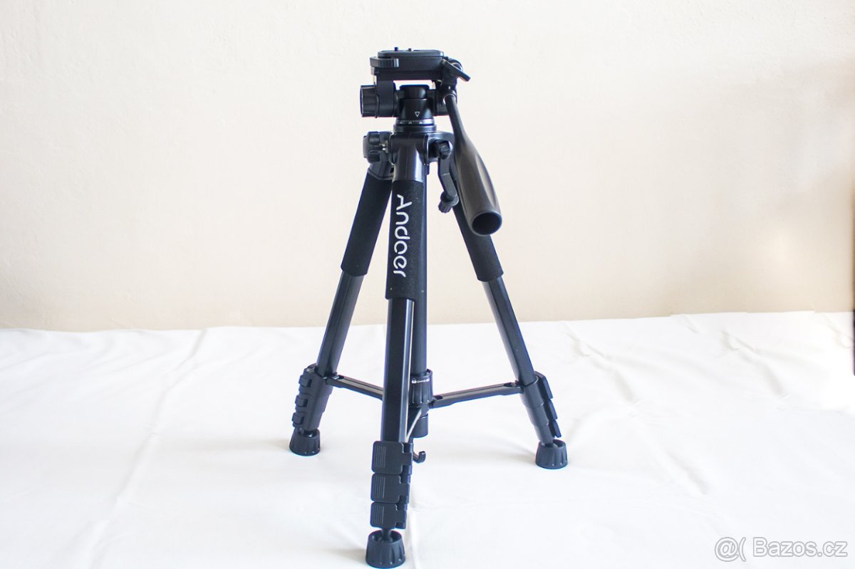 Stativ Andoer TTT663N.