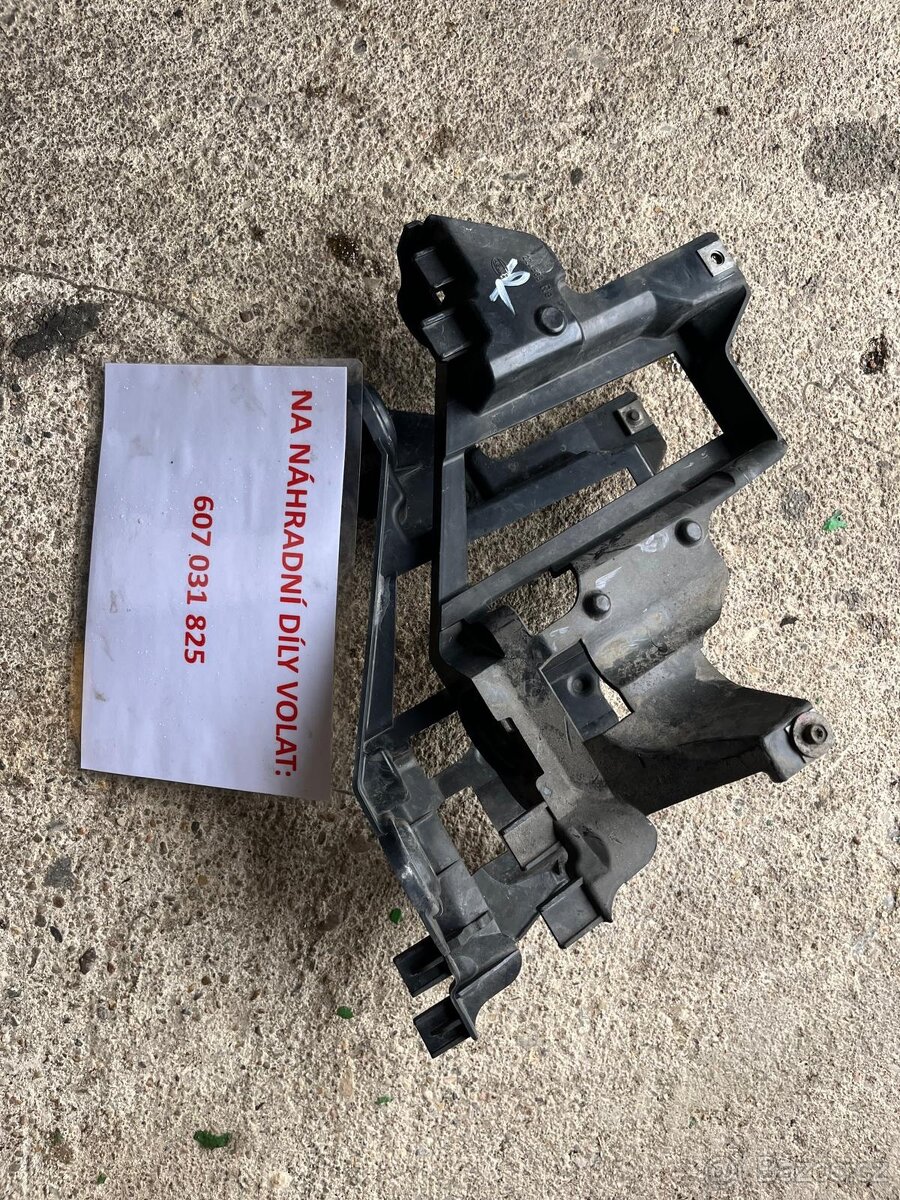 Bmw x5 e53 Držáky světel