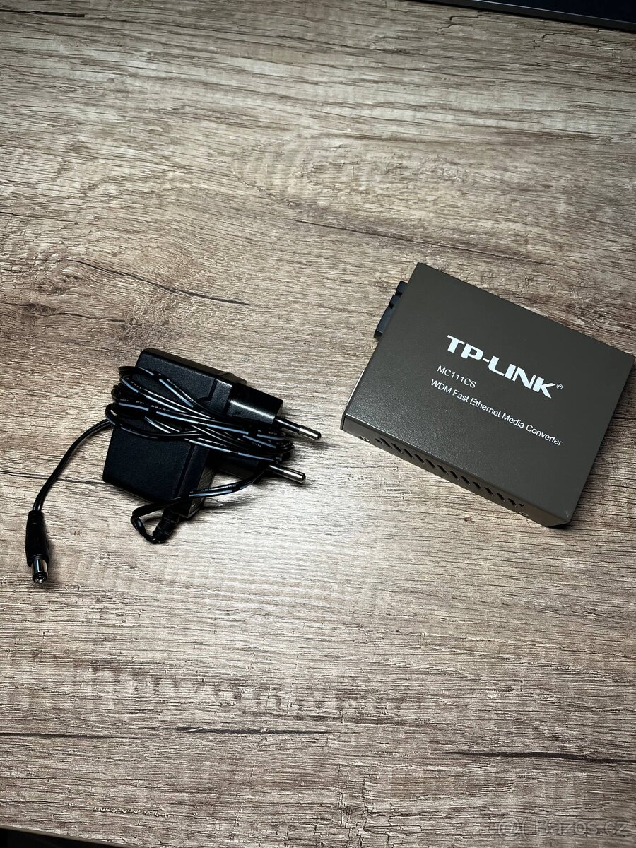 TP-Link MC111CS Media Converter + napájecí adaptér