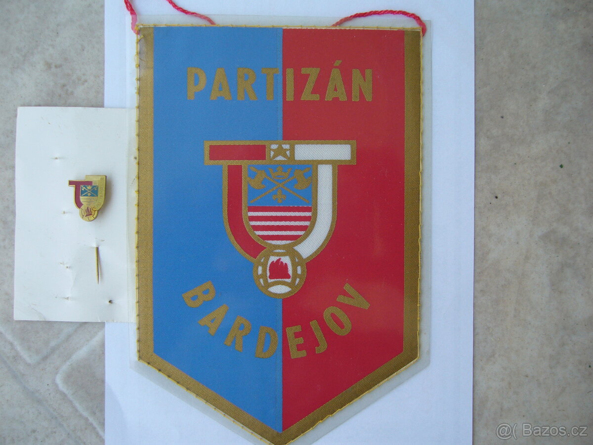 Odznak a vlajka TJ Partizán Bardejov