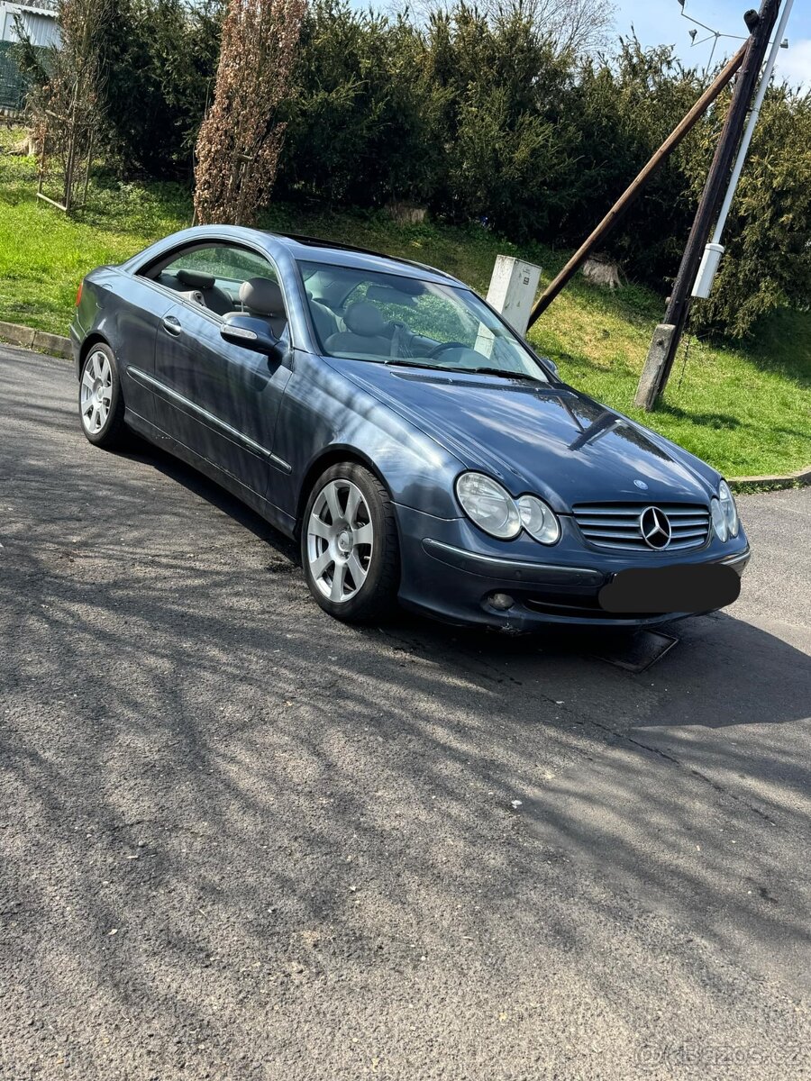 Mecedes-Benz CLK 240 V6i